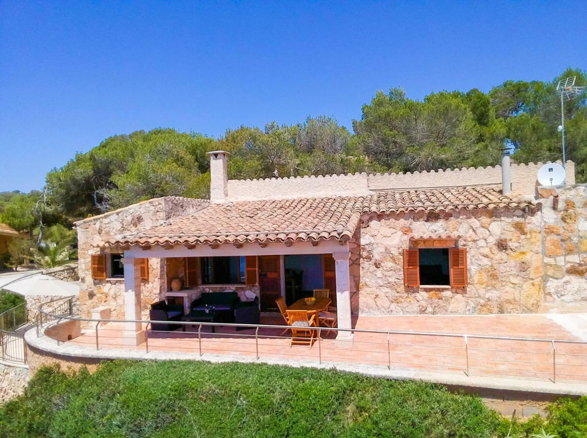 Beautiful Private Villa On The Sea Сантаний Екстериор снимка
