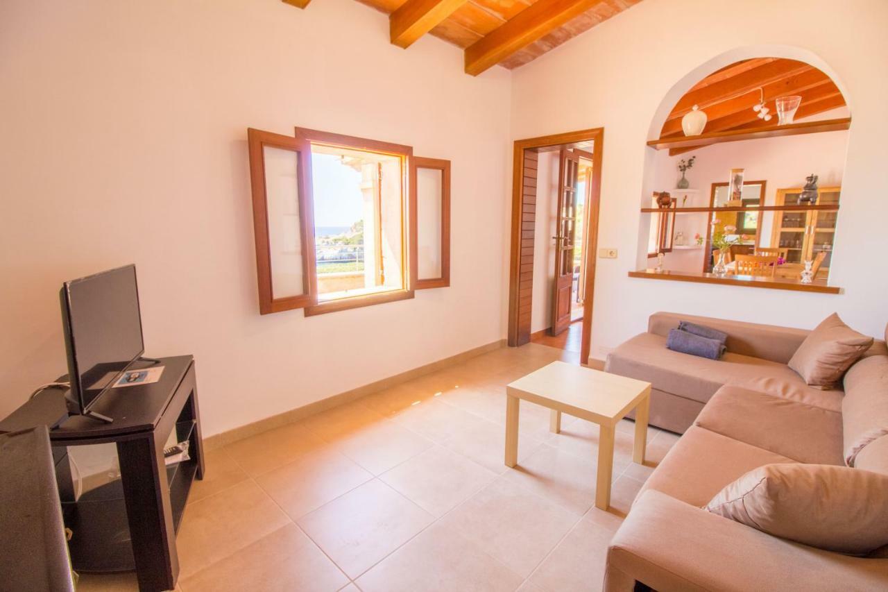 Beautiful Private Villa On The Sea Сантаний Екстериор снимка